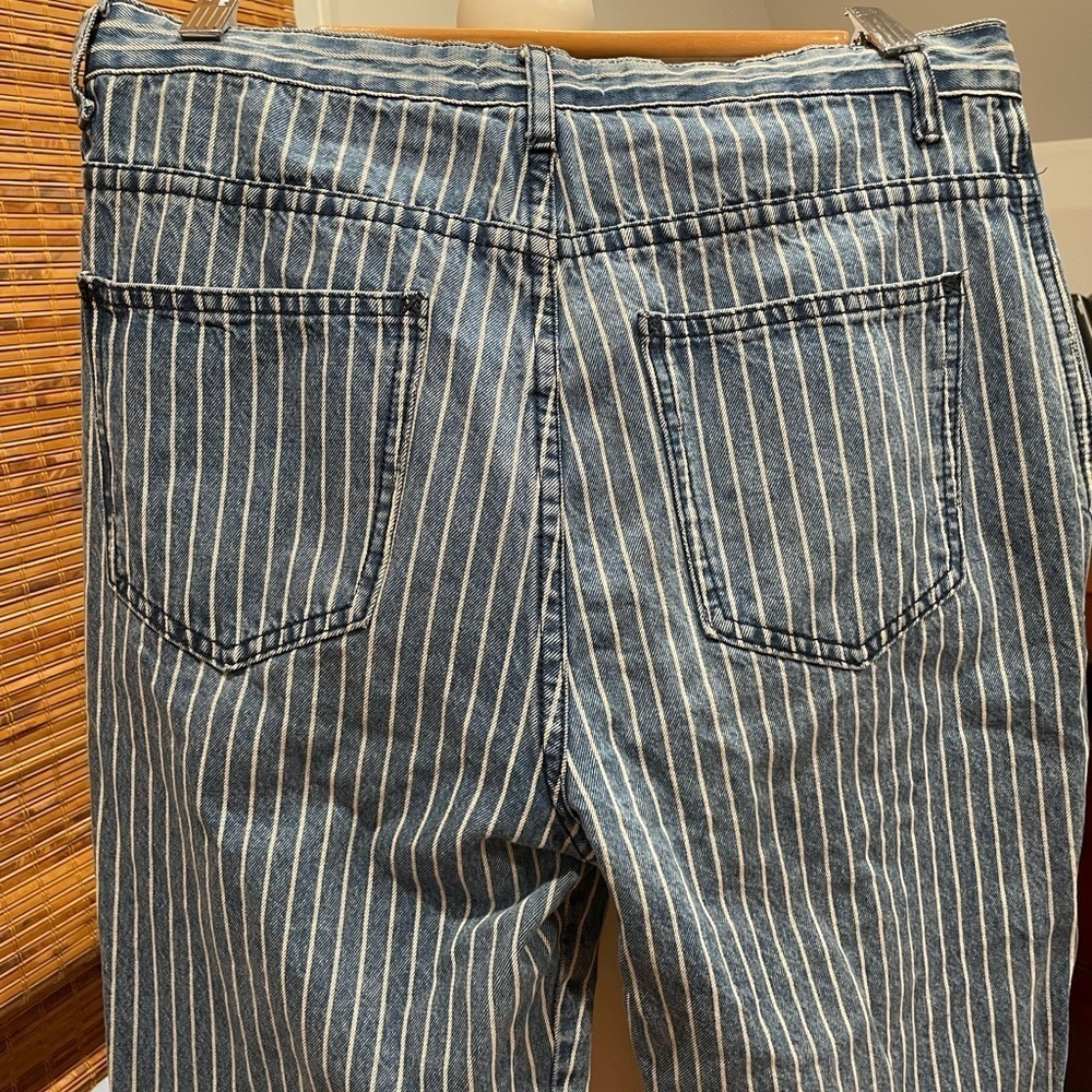 DENIM BLUE AND WHITE JEANS - Picture 5 of 6